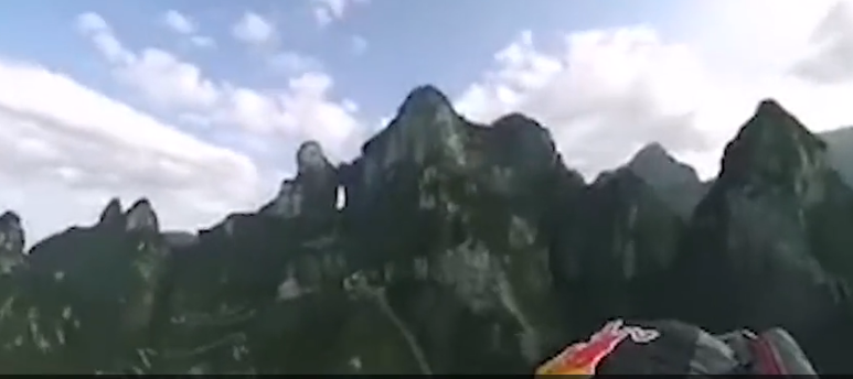 视频 | “亚洲翼装飞行第一人” 张树鹏